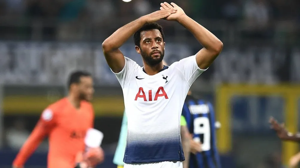 Moussa Dembele Là Ai? – Cựu Cầu Thủ Chuyên Nghiệp Người Bỉ