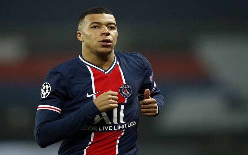 Xây dựng 11 cầu thủ của đội hình PSG mạnh nhất thập kỷ qua 