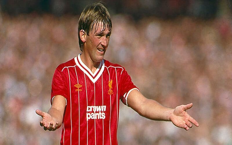 The Kop là gì? Những điều thú vị cần biết về Liverpool