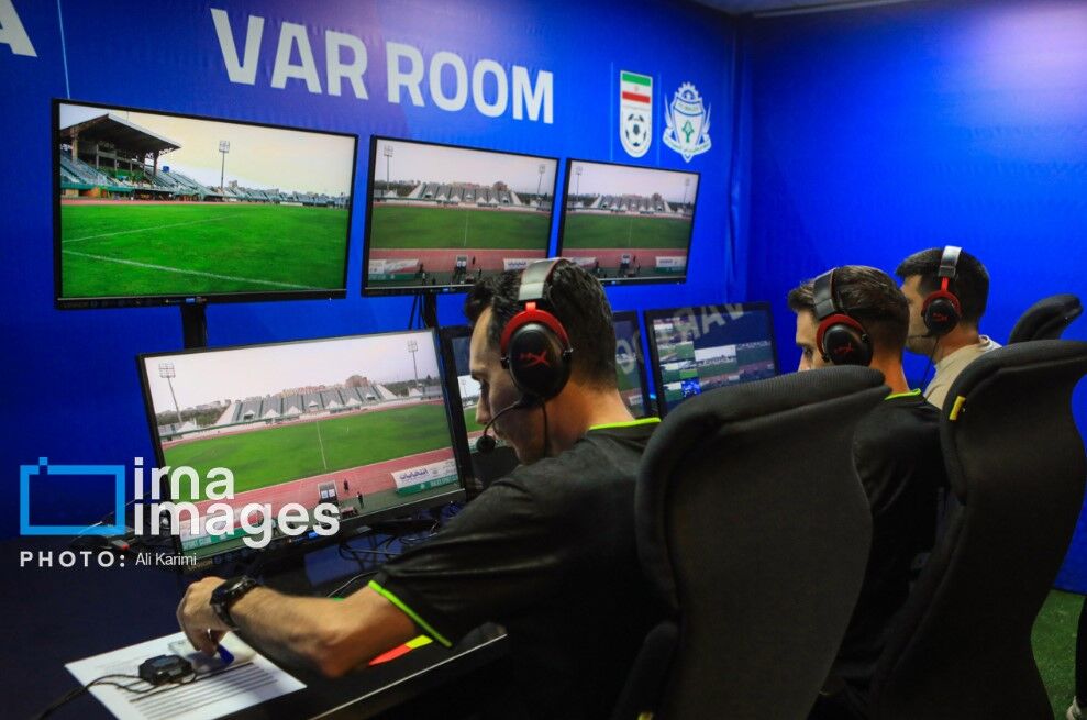VAR Là Gì? Ưu – Nhược điểm Của Công Nghệ VAR Trong Bóng đá Hiện đại